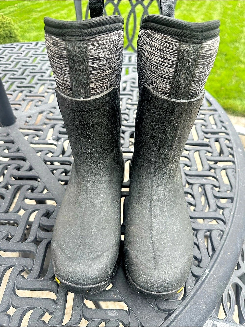 Muck Black/Grey Waterproof Winter/Rain/Mud Boots - SIZE 8